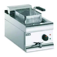 Lincat PB33 — Model photograph from catalogue